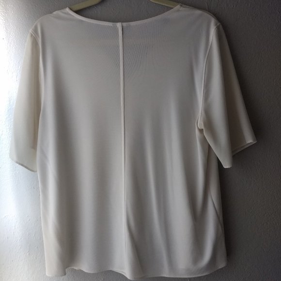 Ann Taylor Women's White Blouse Short Sleeve Center Front Fold, Pretty Size L - Picture 2 of 4